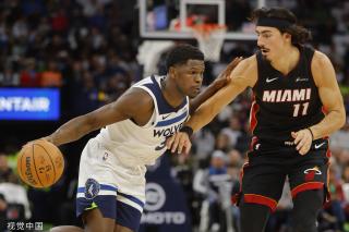 号球衣现身 号球衣现身